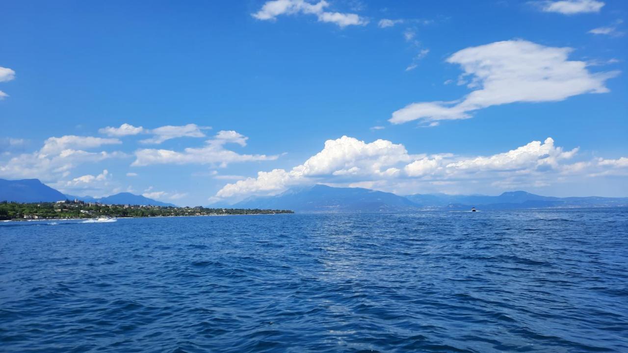 Country Esmera Desenzano del Garda Exterior foto